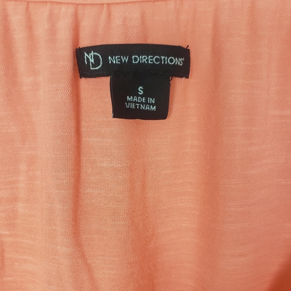 New Directions Peach Flutter Sleeve T-Shirt - Picture 5 of 6